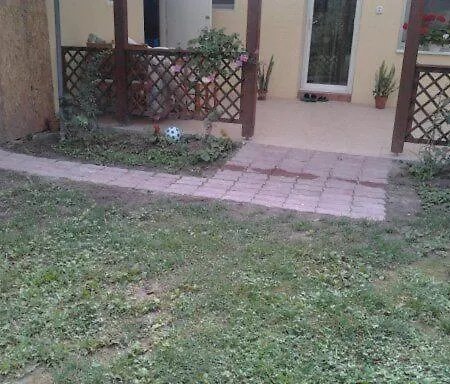 Dunaparti Pihenes * Százhalombatta